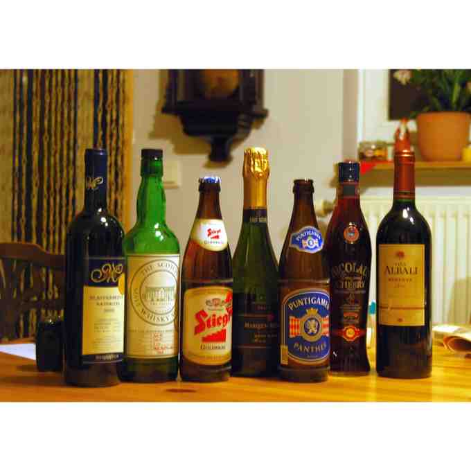 alcohol delivery in Nepal Kathmandu fast home delivery liquor bottles whisky beer online order