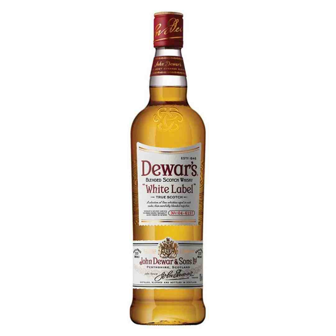 Dewar’s White Label 1000ml Scotch Whisky Bottle in Nepal Dewar’s White Label 1000ml Scotch Whisky bottle standing on a clean background